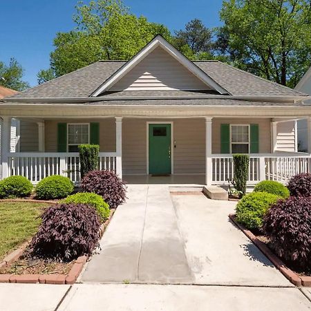 Modern 3-Bedroom, Big Fence Yard, Pets Stay Free Durham Luaran gambar