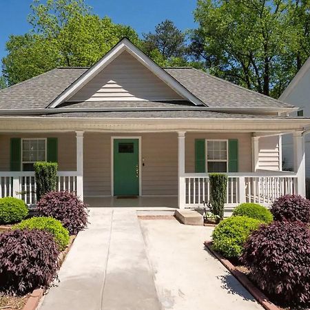Modern 3-Bedroom, Big Fence Yard, Pets Stay Free Durham Luaran gambar