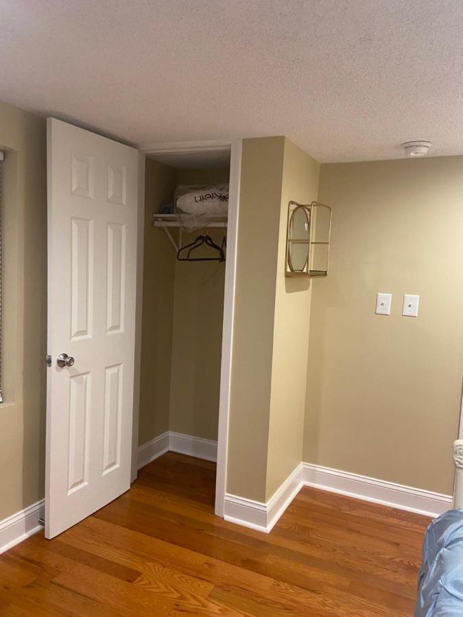 Modern 3-Bedroom, Big Fence Yard, Pets Stay Free Durham Luaran gambar