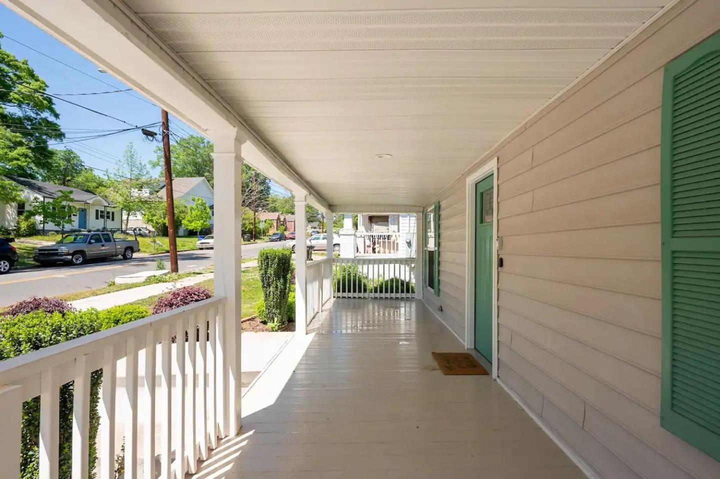 Modern 3-Bedroom, Big Fence Yard, Pets Stay Free Durham Luaran gambar