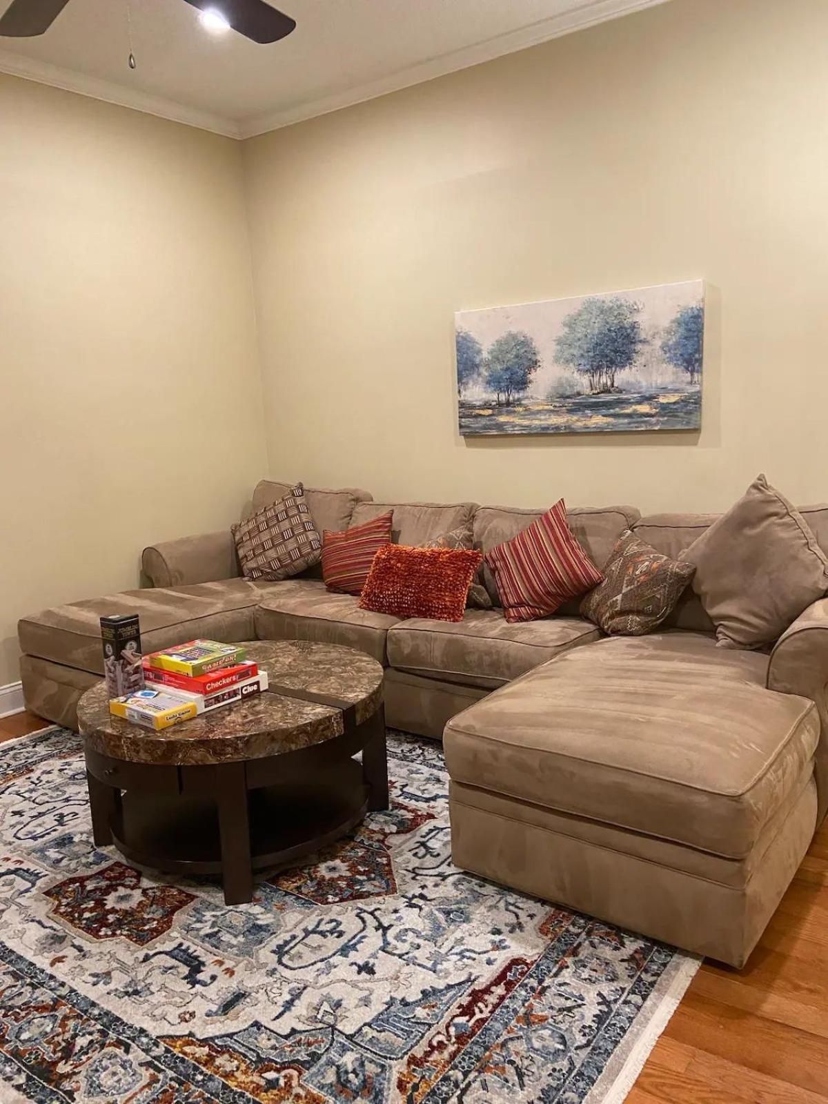 Modern 3-Bedroom, Big Fence Yard, Pets Stay Free Durham Luaran gambar